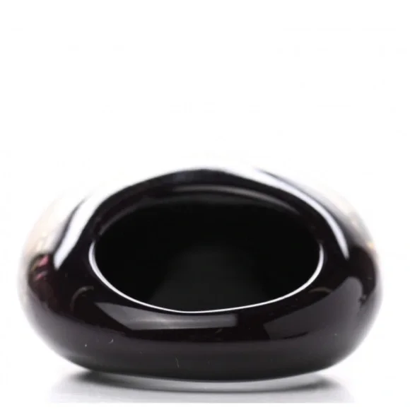 LOUIS VUITTON BLACK Resin Monogram
Inclusion Ring - Picture 3 of 3